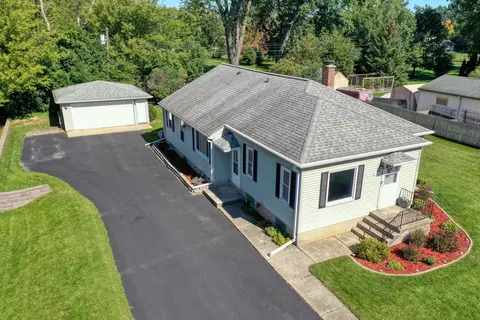12616 W W Park, New Berlin, WI 53151