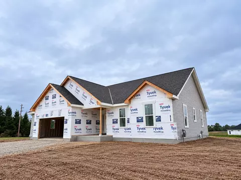 302 Bayberry, Grafton, WI 53024