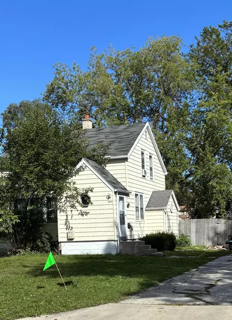 4642 N 57, Milwaukee, WI 53218