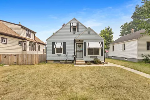 4858 N 71st, Milwaukee, WI 53218