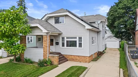 3002 Bate, Racine, WI 53403