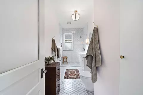 Bath - 432 E Smith, Milwaukee, WI 53207 photo 2 of 3