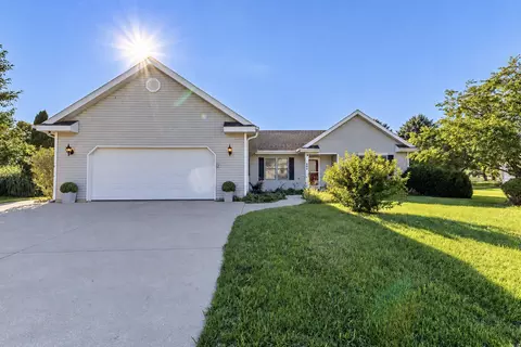 804 Jamesway, Watertown, WI 53098