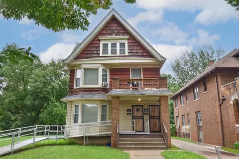 3042 N 45th #3044, Milwaukee, WI 53210