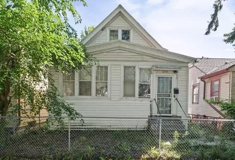 4730 N 29th, Milwaukee, WI 53209