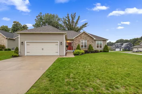 174 Wildflower, Elkhorn, WI 53121