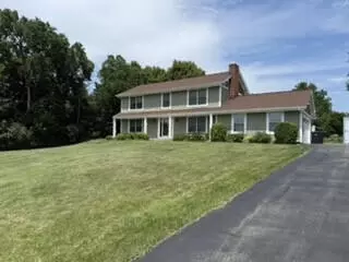 w227s7710 Oakview, Big Bend, WI 53103