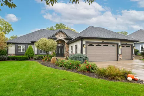 w178s6607 Paige, Muskego, WI 53150