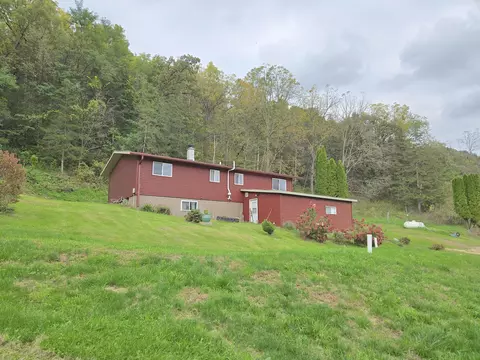 e5624 Spring Coulee Road, Coon, WI 54623