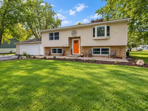 n5889 Lakeview Court East, Onalaska, WI 54650