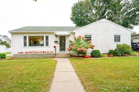 2176 Weston, La Crosse, WI 54601