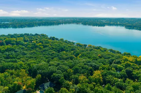 Lt27 W Lakeside, Delafield, WI 53018