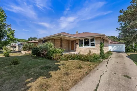 4126 N 80th, Milwaukee, WI 53222