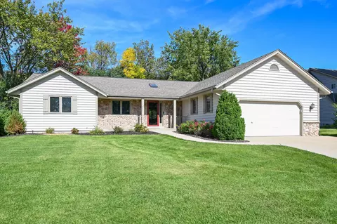 n52w14406 Thornhill, Menomonee Falls, WI 53051