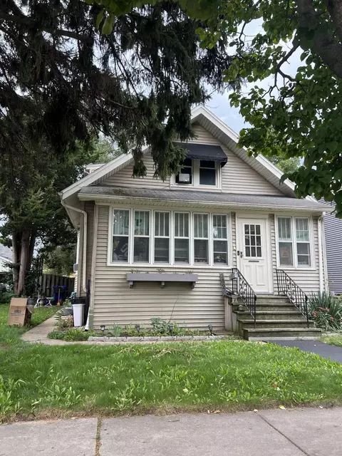 6026 32nd, Kenosha, WI 53142
