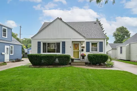 2610 N 75th, Wauwatosa, WI 53213