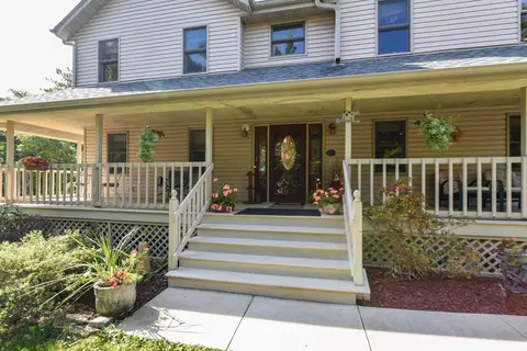s86w30445 Stonegate, Mukwonago, WI 53149