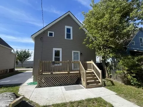 2043 Clark, Mount Pleasant, WI 53403