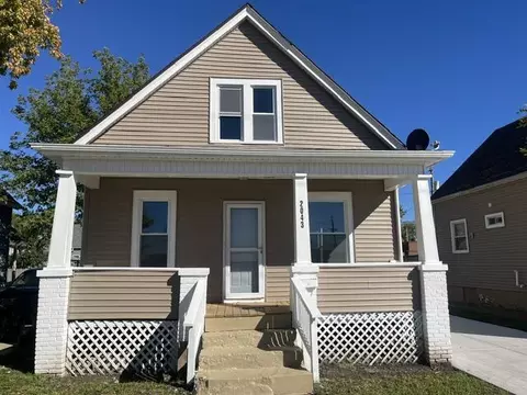 2043 Clark, Racine, WI 53403