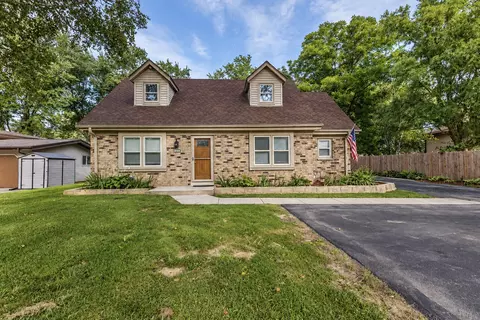 10166 S Nicholson, Oak Creek, WI 53154
