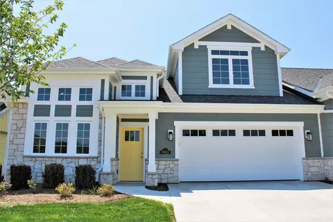 9933 46th #31, Pleasant Prairie, WI 53158