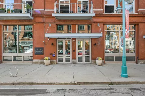 191 N Broadway #308, Milwaukee, WI 53202