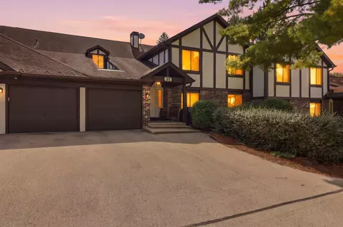 21 Wildwood #D, Williams Bay, WI 53191