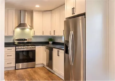 Kitchen - 216 3rd, Onalaska, WI 54650 photo 2 of 3