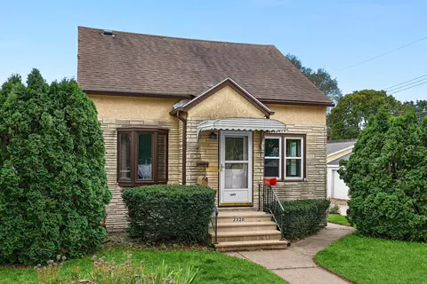 2320 Madison, La Crosse, WI 54601