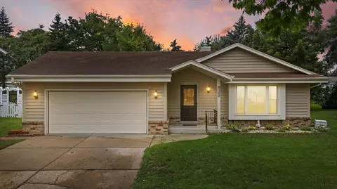 8169 S Wilding, Oak Creek, WI 53154