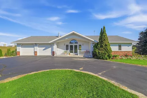 w2938 Garton Road, Herman, WI 53085