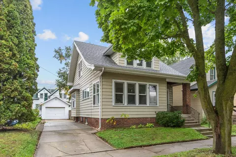 930 Logan, Sheboygan, WI 53083