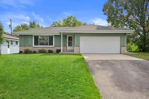 9537 W Sarasota, Wauwatosa, WI 53222