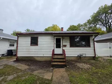 3557 S 5th, Milwaukee, WI 53207