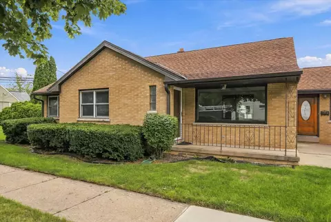 4432 W Howard, Milwaukee, WI 53220