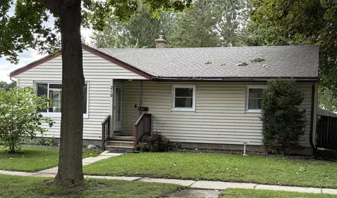 210 N Monroe, Watertown, WI 53094