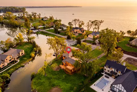 340 Lake, Menasha, WI 54952