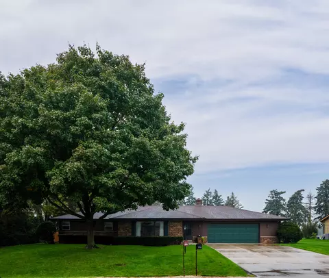 7716 105th, Pleasant Prairie, WI 53158