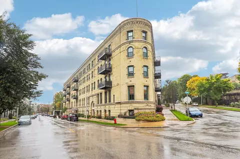 1818 N Water #306, Milwaukee, WI 53202