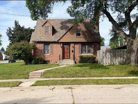 1654 S 20th, Sheboygan, WI 53081