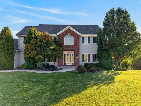 5780 Stefanie, Caledonia, WI 53108
