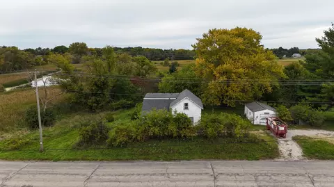 1334 Boomer, Watertown, WI 53094
