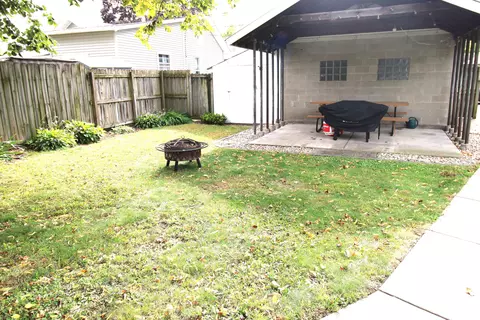 Exterior - 421 8th, Winona, MN 55987 photo 7 of 7
