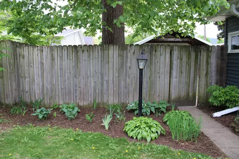 Exterior - 421 8th, Winona, MN 55987 photo 3 of 7