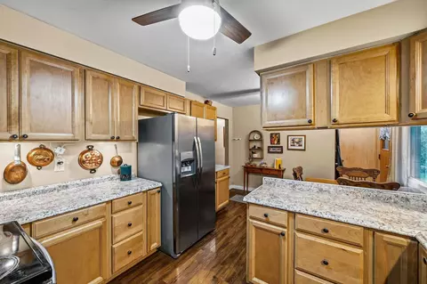 219 Heidel, Thiensville, WI 53092