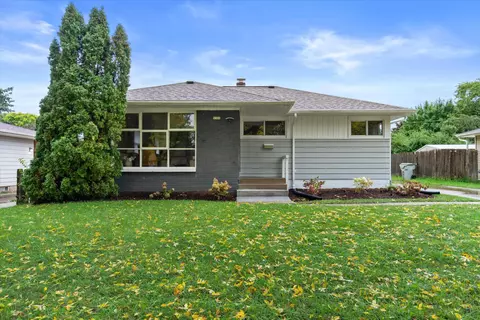 5306 N 107th, Milwaukee, WI 53225