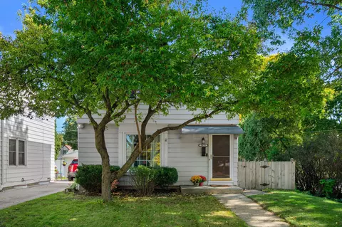 3476 S Ahmedi, Milwaukee, WI 53207