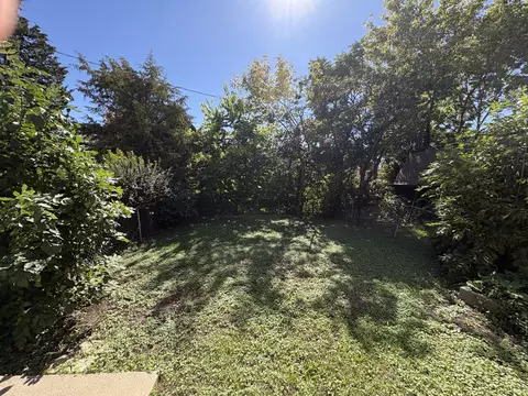Exterior - 1017 E Pearson, Milwaukee, WI 53202 photo 3 of 3