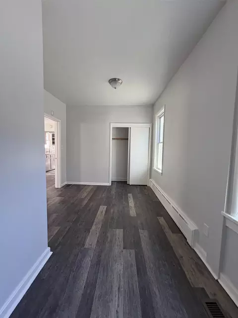 Entry Way - 1017 E Pearson, Milwaukee, WI 53202 photo 1 of 1