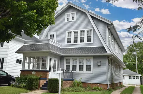 1025 Arthur, Racine, WI 53405